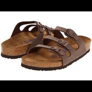 Brown 3 strap Birkenstock’s